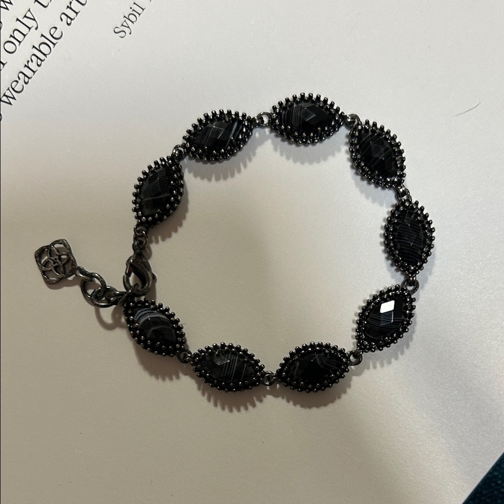 RARE Kendra Scott Gunmetal and Black Banded Agate “Jana” Bracelet🖤🩶